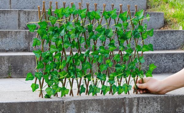 Telescopic Fence Anticorrosive Wood Green Leaf Fence Garden Fence Plastic Fence Protection Outdoor