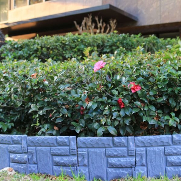 Stitchable imitation stone garden fence